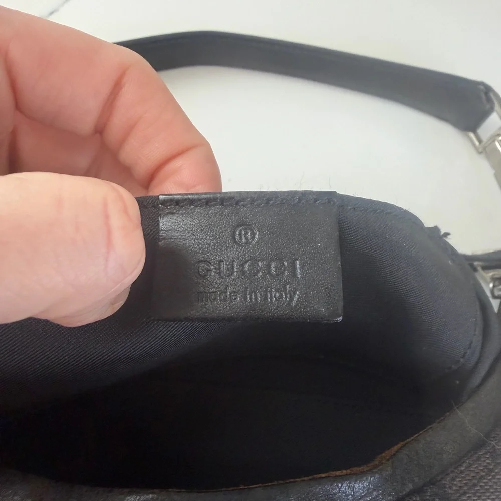 Authentic Gucci Black GG Canvas hobo Shoulder Bag - Picture 8 of 10